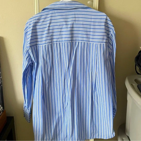 Striped blue shirt 🤍 - Picture 2 of 5